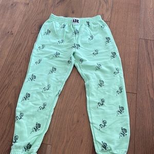 Adika sweatpants